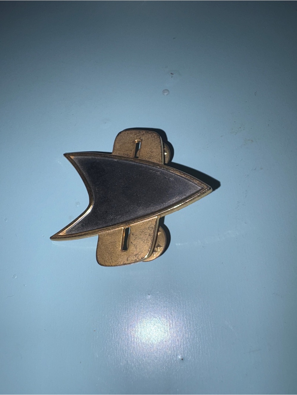 Vintage 1994 Star Trek Voyager DS9 Communicator Badge Metal Pin Hollywood Pins